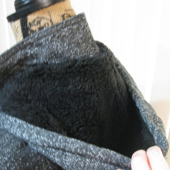 NWT Guess gray black jacket hoodie coat XS extra small - Picture 6 of 8